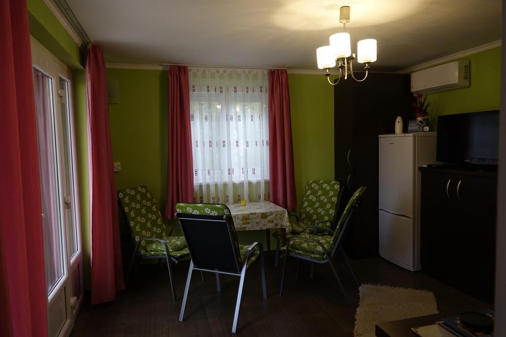 Mesteri Apartman Екстер'єр фото
